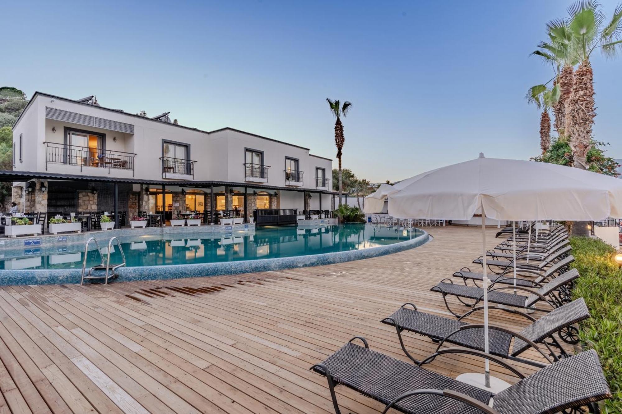 Costa 3S Beach Hotel Бітез Екстер'єр фото