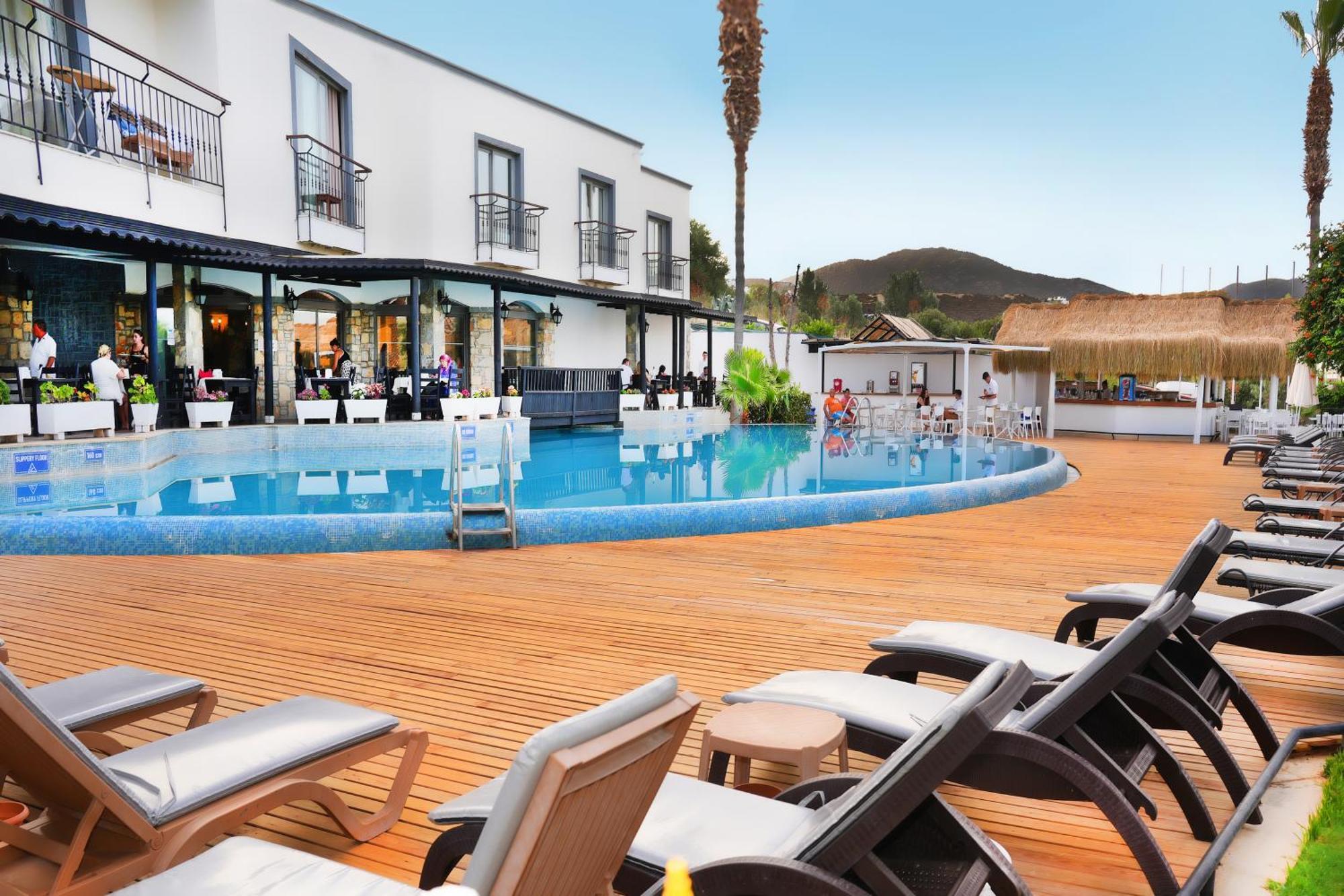 Costa 3S Beach Hotel Бітез Екстер'єр фото