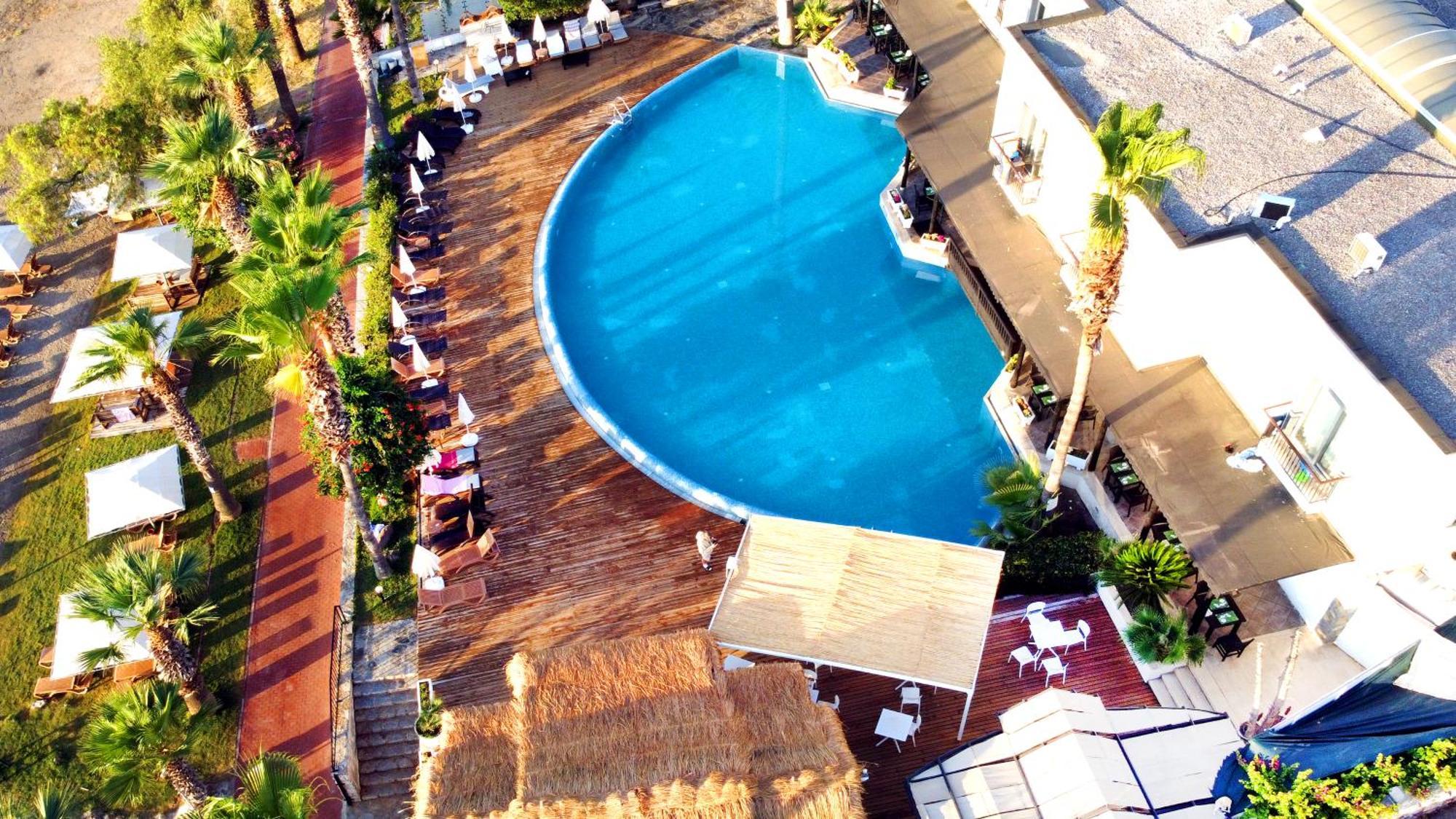 Costa 3S Beach Hotel Бітез Екстер'єр фото