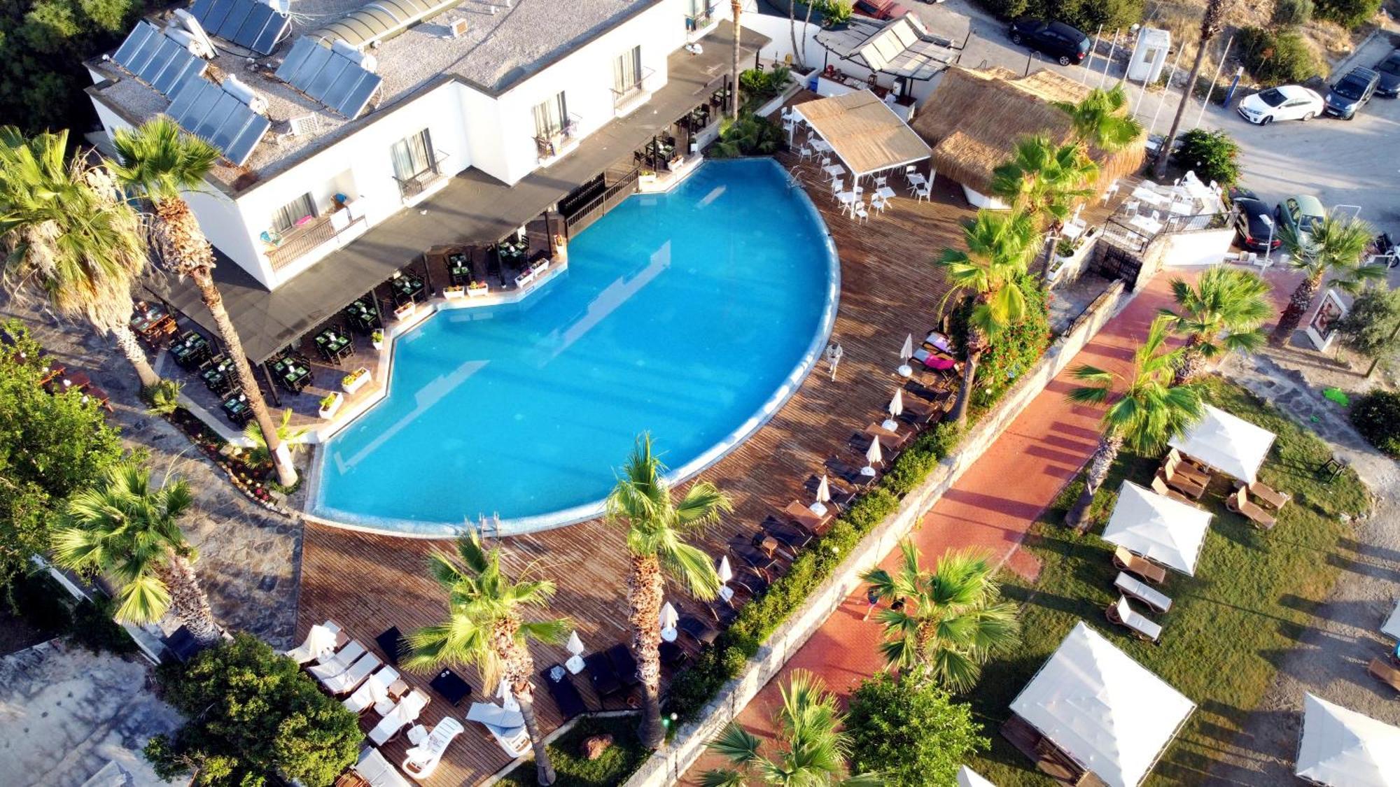 Costa 3S Beach Hotel Бітез Екстер'єр фото