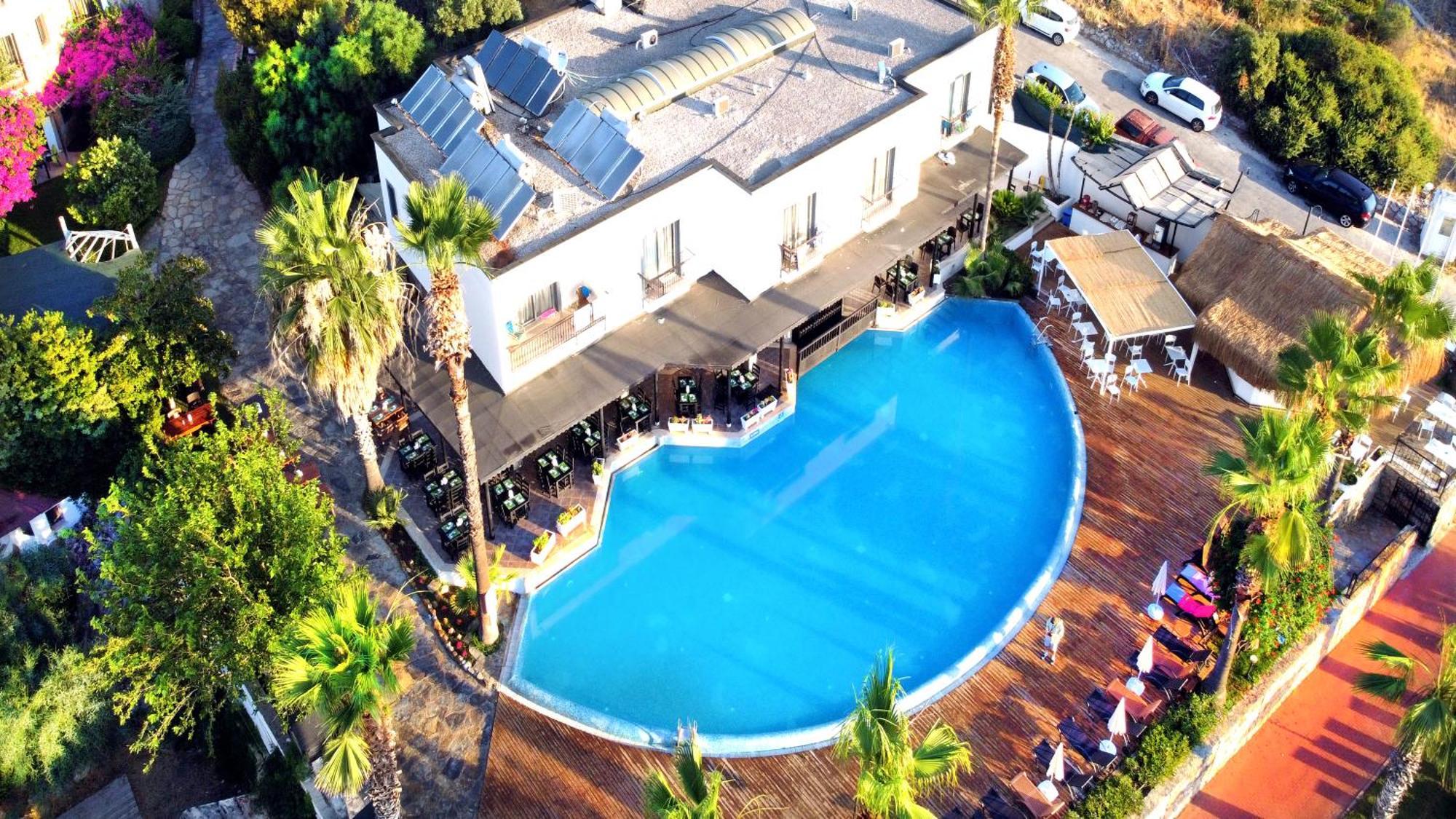 Costa 3S Beach Hotel Бітез Екстер'єр фото